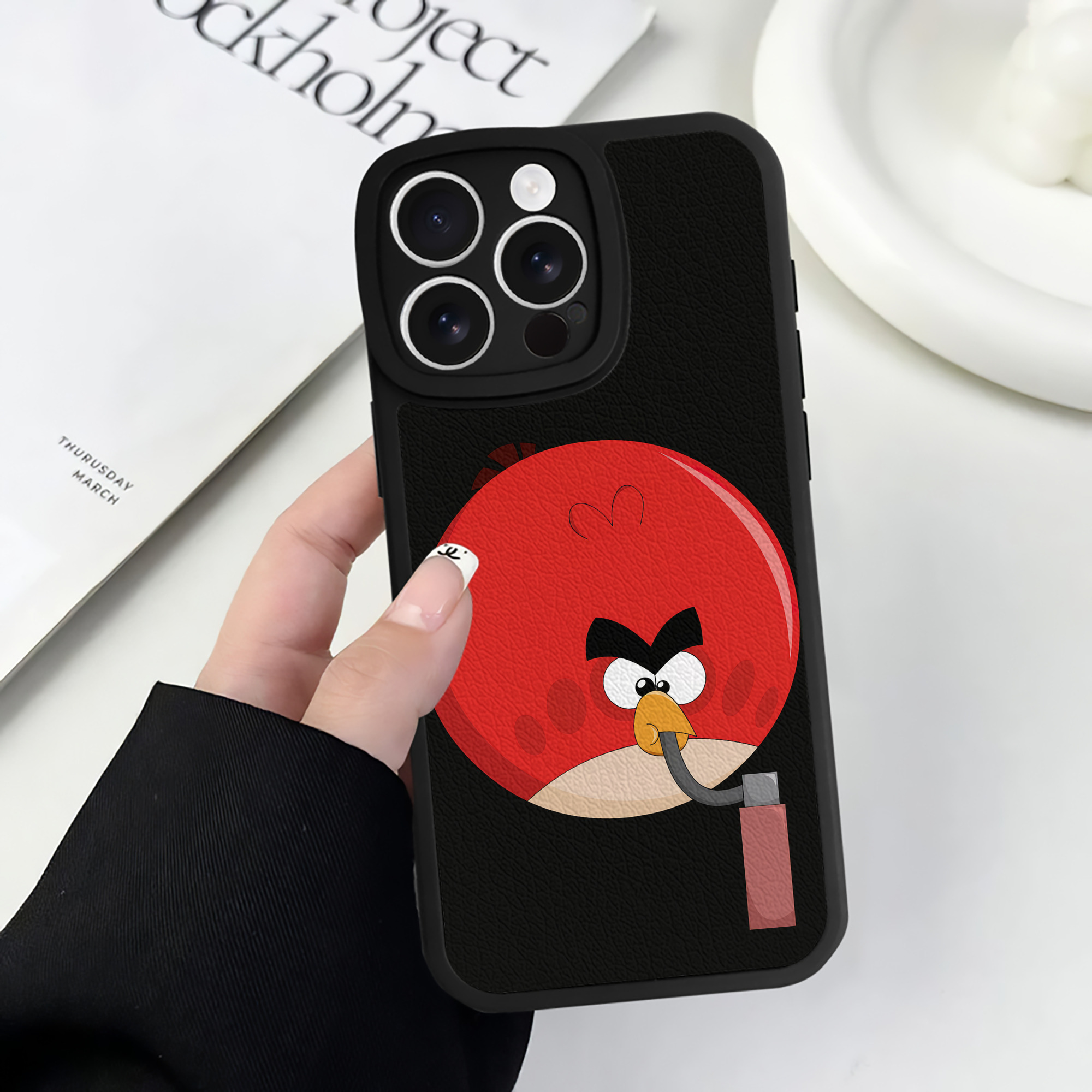 （画像用） Angry Birds アングリーバード 【iPhone 16シリーズ対応】シリコンスマホケース（レザー調） 材質：シリコン